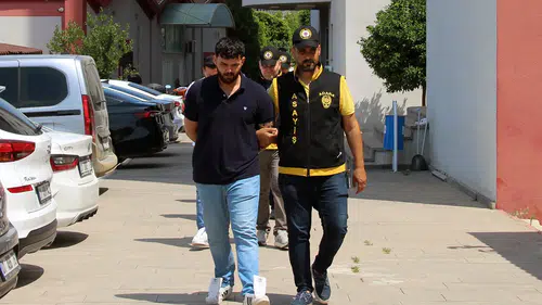 Adana'da sahte hocalara operasyon Büyü bahanesiyle milyonları topladılar