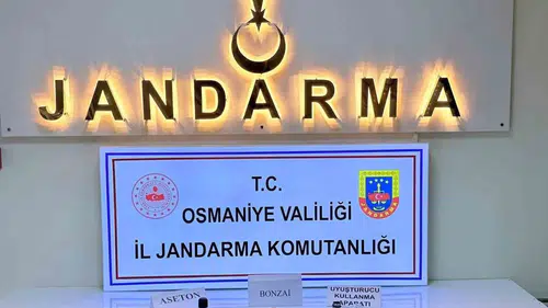Jandarma bir haftada 14 arananı yakaladı, 4 kilo patlayıcı buldu