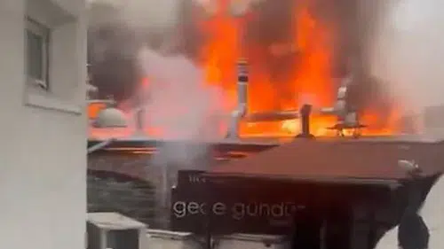Şahinbey'de sabah mesaisi Restoran alevlere teslim oldu