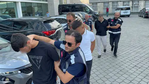 Samsun'da bir e-devlet tartışması kırtasiye baskınına dönüştü