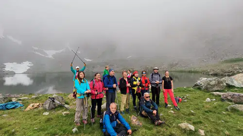 İzmirli dağcıların Karadeniz rotasında 3 bin metrede buzlu yüzüş