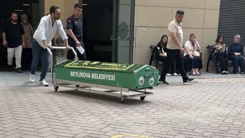 Eskişehir’de 4 yaşındaki Elif havuzda boğularak hayatını kaybetti