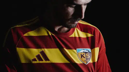 Kayserispor savunma hattını Fethi Özer ile güçlendirdi