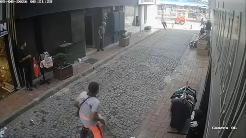 Fatih sokaklarında nefes kesen kovalamaca kameraya yansıdı