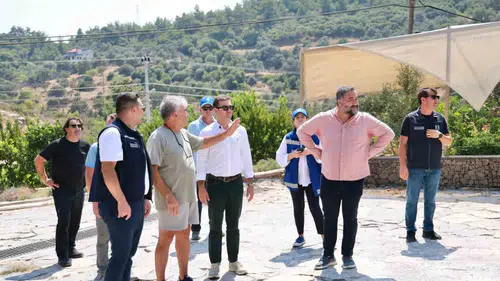 Mandalinci Bodrum köylerinde vatandaşın kapısını çaldı