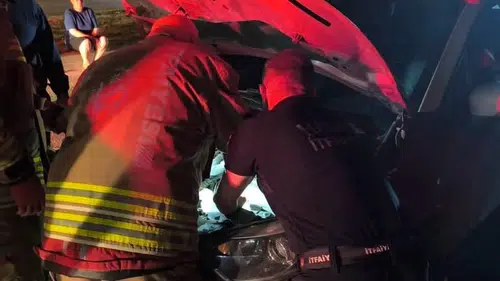 Hatay Samandağ’da direksiyon hakimiyeti kayboldu araç takla attı