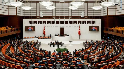 Meclis'te kritik trafik: AKP'nin 'çerçeve yasa' mesaisinde diplomasi trafiği hız kazandı