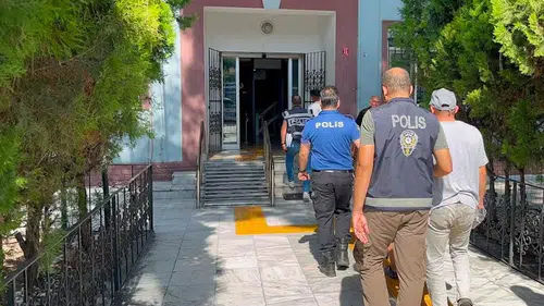 Manyas'ta polis uygulama noktalarını WhatsApp'tan paylaştılar, 7 gözaltı
