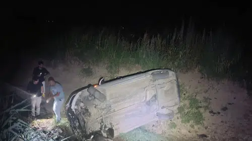 Turgutlu'da polis kovalamacası su kanalında bitti 3 yaralı