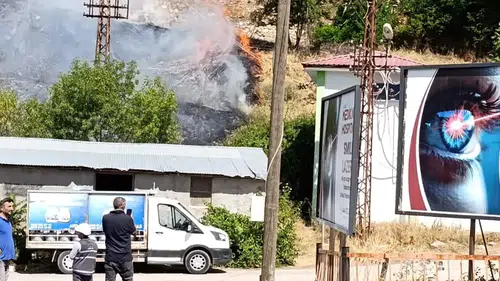 Tunceli Moğultay Mahallesi sakinlerine dumanlı panik anları yaşattı