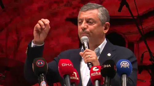 Hacıbektaş’ta tarihi gün: Özgür Özel’den belediye başkanlarına ‘anahtar’ talimatı