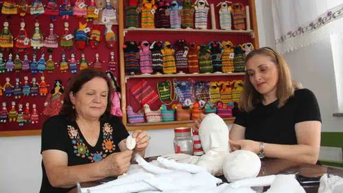Bir öğretmenin 40 yıllık bebek tutkusu müzeye dönüştü