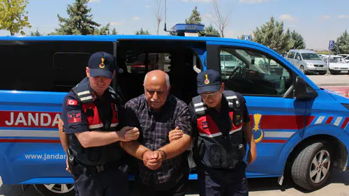 Aksaray'daki çifte cinayetin zanlısı saklandığı adreste kıskıvrak yakalandı