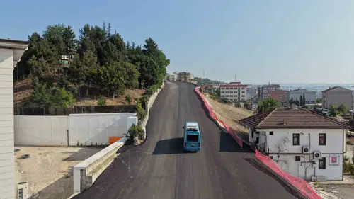 Karabük'te üç mahalleyi bağlayan kritik yol trafiğe açıldı