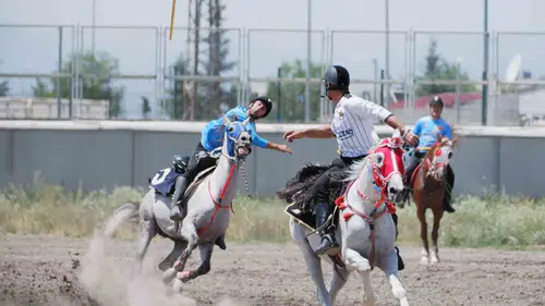Erzurum’da asırlık cirit heyecanı modern önlemlerle sürüyor