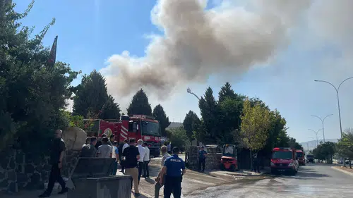 Gaziantep Organize Sanayi Bölgesinde büyük fabrika yangını