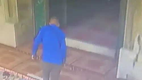 Fatih'te camide namaz kılan vatandaşın 450 bin liralık birikimi çalındı