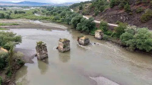 Tokat'taki tarihi köprünün adı resmen değişti