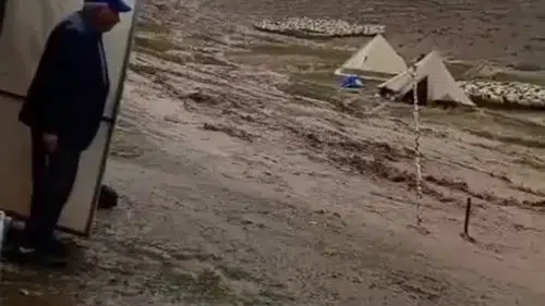 Tunceli'de yaylacıların çadırlarını sel bastı