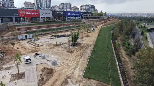 Çayırova belediyesi ilçedeki parkları baştan aşağı yeniliyor