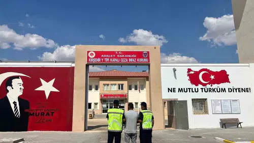 Kırşehir’de aranan firari jandarmadan kaçamadı