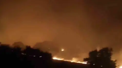 Adıyaman Gerger’de ormanlık alanda gece başlayan yangın sürüyor