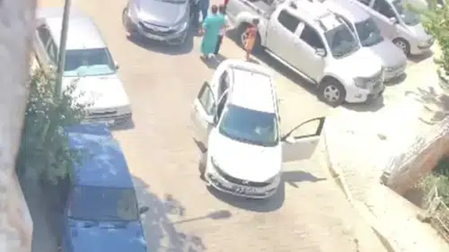 İzmir'de yol verme kavgası sürücülere pahalıya patladı