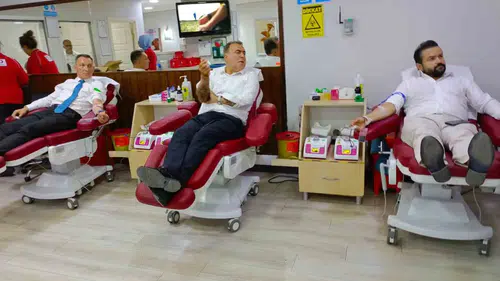 MHP Eskişehir kan bağışıyla Kızılay’a destek mesajı verdi