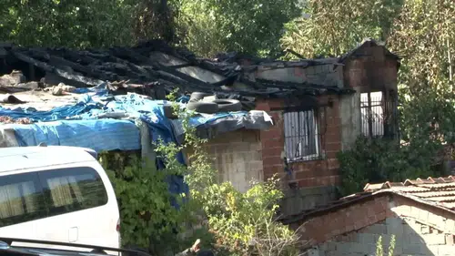 Gaziosmanpaşa'da gecekondu yangını korkuttu