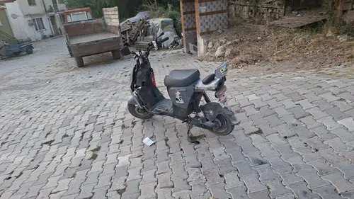 Kütahya'da elektrikli bisiklet kazası 14 yaşındaki sürücü yaralandı