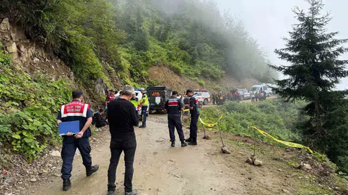 Rize’de iki gündür aranan yaşlı adam uçurumda ölü bulundu