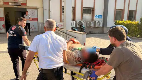Kahta’da motosiklet kazası Genç sürücü yaşam mücadelesi veriyor