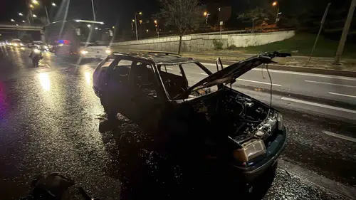 Eskişehir çevreyolunda otomobil yangını Sürücü son anda kurtuldu