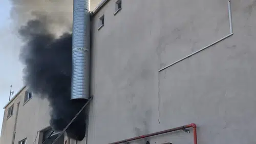 İnegöl’deki fabrikada korkutan yangın kısa sürede söndürüldü