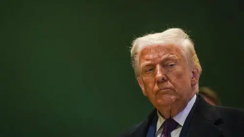 Trump İran ile masaya oturduğunu ve anlaşmanın yakın olduğunu duyurdu