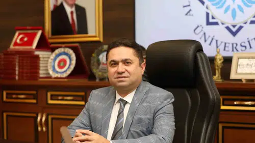 Üniversite adaylarına Alanya’dan altın değerinde tercih rehberi