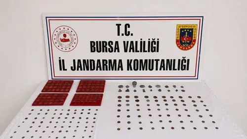Bursa'da tarihi eser kaçakçılığına jandarma baskını