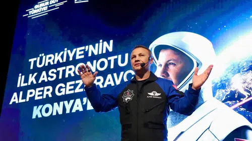Alper Gezeravcı terfi alarak Tuğgeneral rütbesine yükseldi