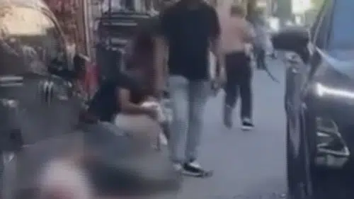 Esenyurt sokaklarında silahlı çatışma 2 kişi hastanelik oldu