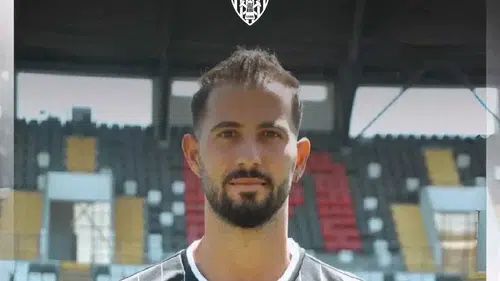 Somaspor orta sahayı Berke Kayar ile güçlendirdi