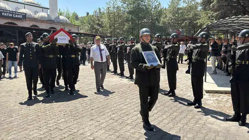 Karabük Kıbrıs gazisini son yolculuğuna uğurladı