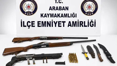 Araban’da ruhsatsız silah operasyonu