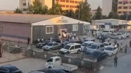 Düğün eğlencesi kana bulandı: Kardeşini korumak isterken dehşet saçtı