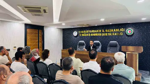 Diyarbakır'da sendikal güç birliği: Aküzüm'den sahadaki emekçilere net mesaj