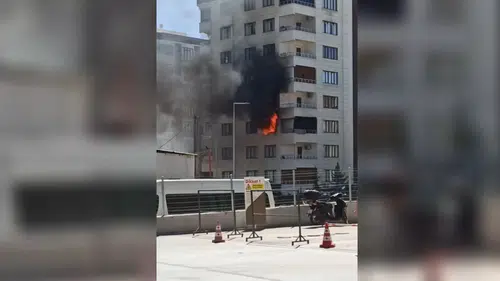 Şanlıurfa'da korku dolu anlar: 8 katlı binada yükselen alevler paniğe yol açtı