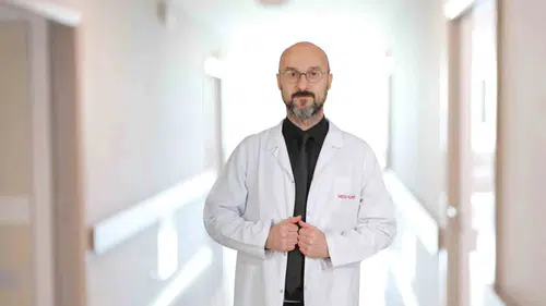 Bacaklarınızdaki o sızı sadece yorgunluk olmayabilir: Varisin gizli tehlikeleri