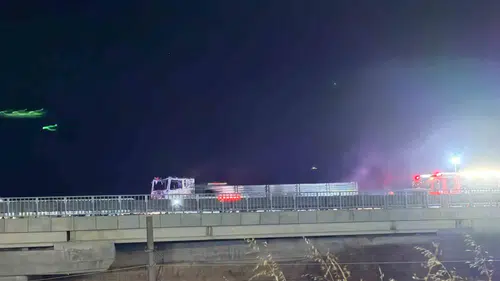 Ankara-Eskişehir yolunda korku dolu anlar: Seyir halindeki tır alev topuna döndü