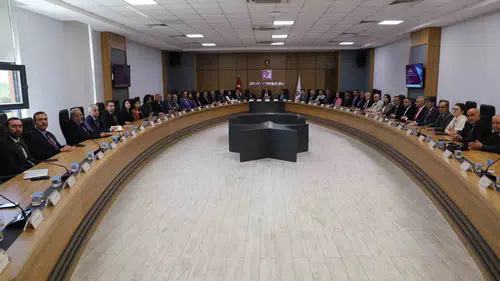 Fırat Üniversitesi'nde Yeni Dönem İçin Geri Sayım Başladı: Hazırlıklar Masaya Yatırıldı