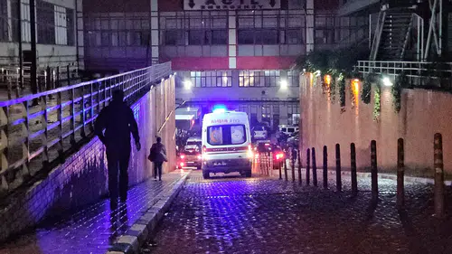 Zonguldak'ta maden ocağında korku dolu anlar: Siloya düşen genç işçi hayata döndürüldü
