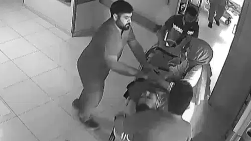Ölümle yaşam arasındaki o ince çizgide: Kalbi iki kez duran hastadan doktoruna duygusal ziyaret
